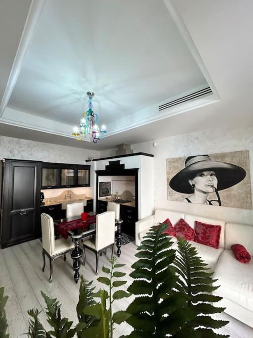 Vacanze Romane Apartment Анцио Экстерьер фото